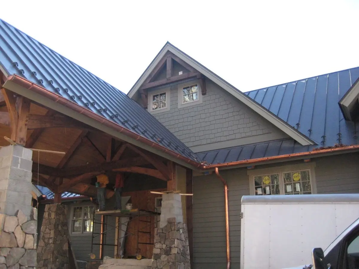 Craftsman Roofing team delivering quality roofing work in Arnold